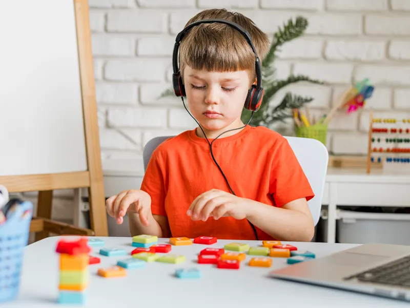 Niño Pre-Kids Explorer